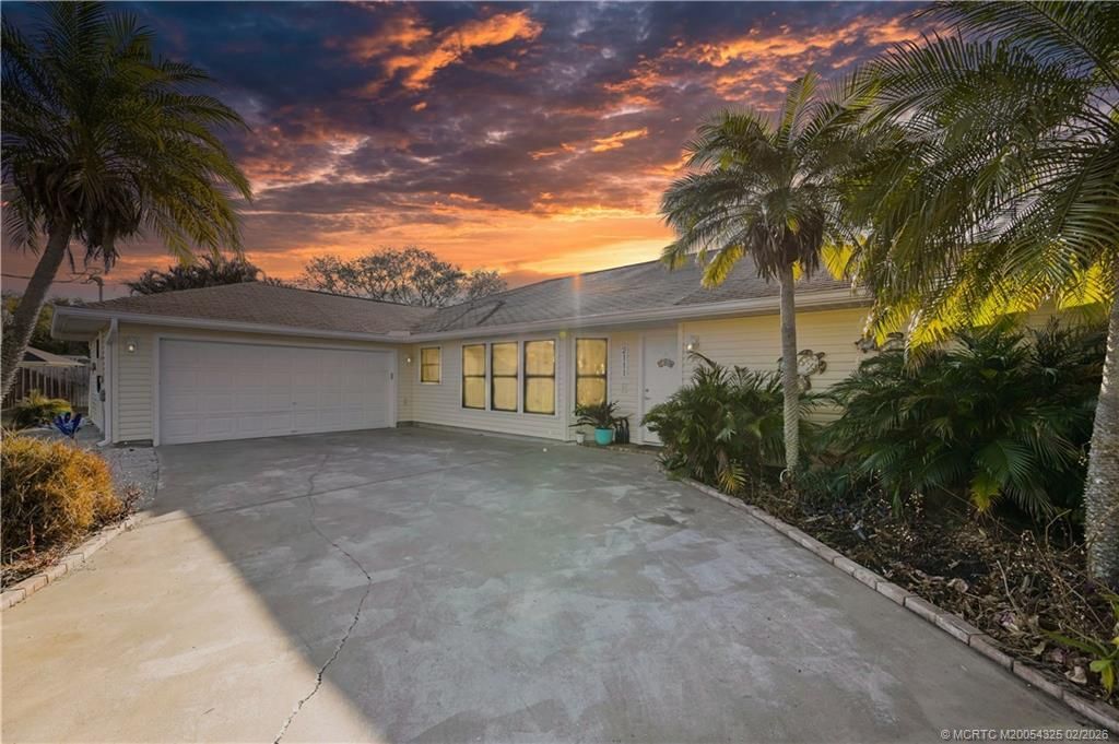 2111 SE Cayuga Court, Port Saint Lucie, FL 34952 Photo