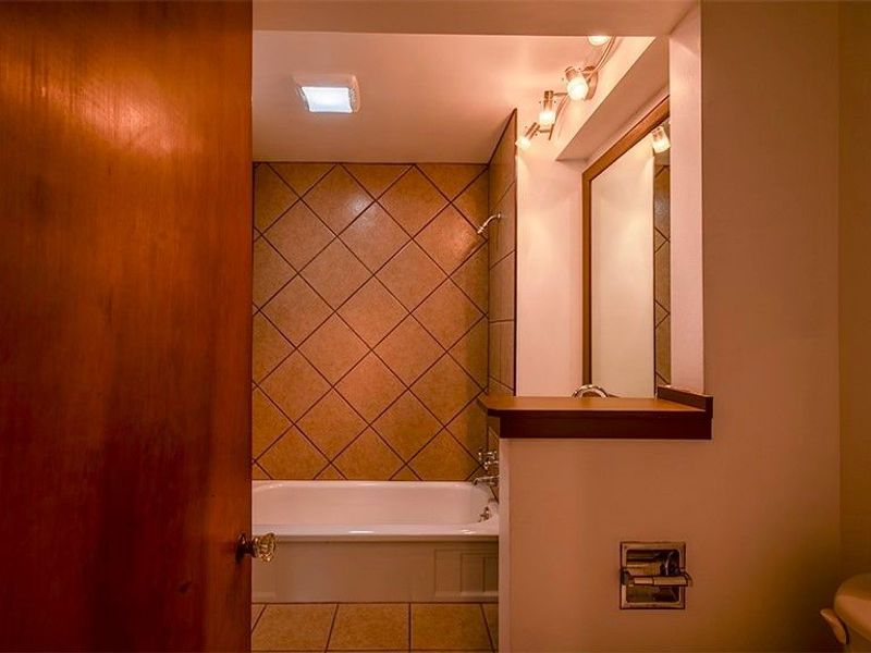 2134 Estabrook Avenue NW, Warren, OH 44485 Photo 15