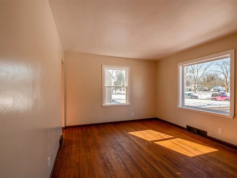 2134 Estabrook Avenue NW, Warren, OH 44485 Photo 8