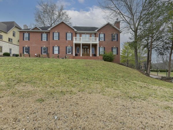 1658 W Caleb Court, Springfield, MO 65810