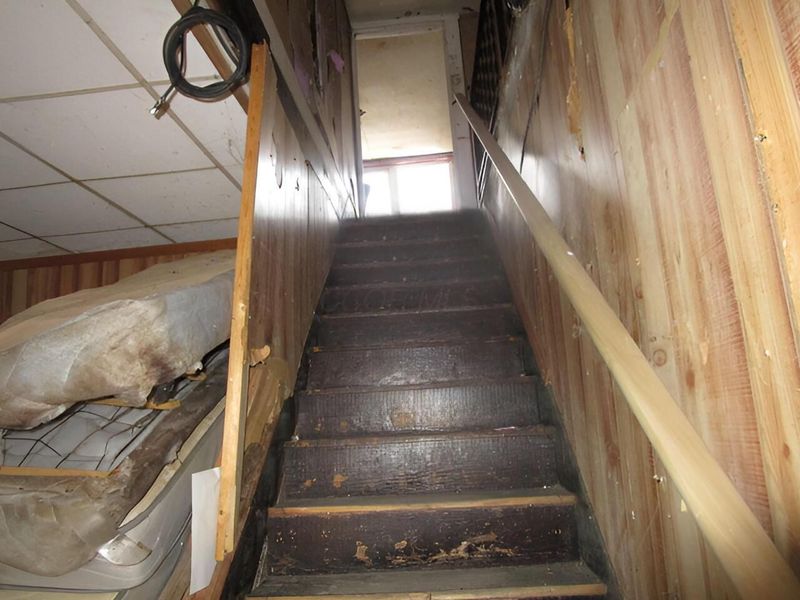 804 Hocking Road, Belpre, OH 45714 Photo 14