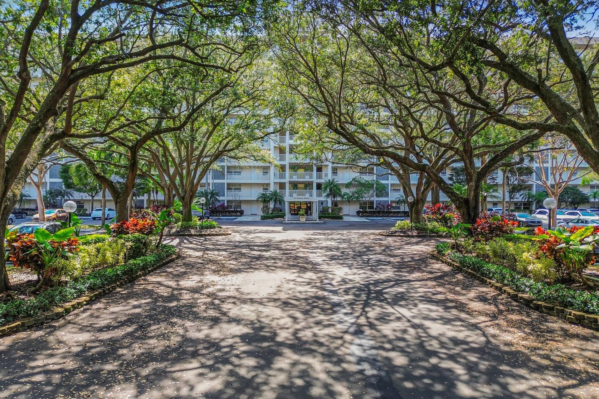 3520 Oaks Way, Unit 809, Pompano Beach, FL 33069 Photo