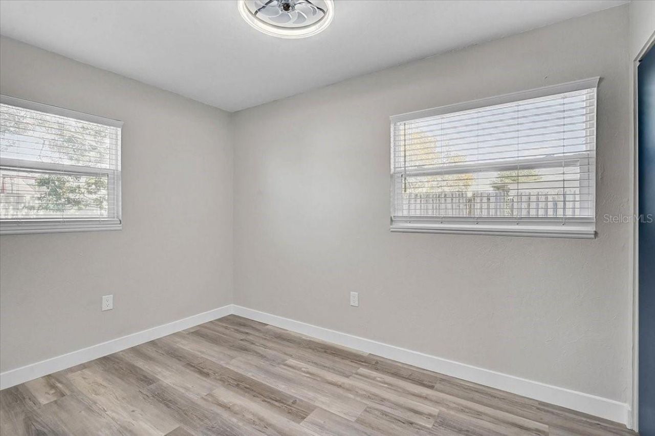 3133 Lake Ridge Drive, Sarasota, FL 34237 Photo