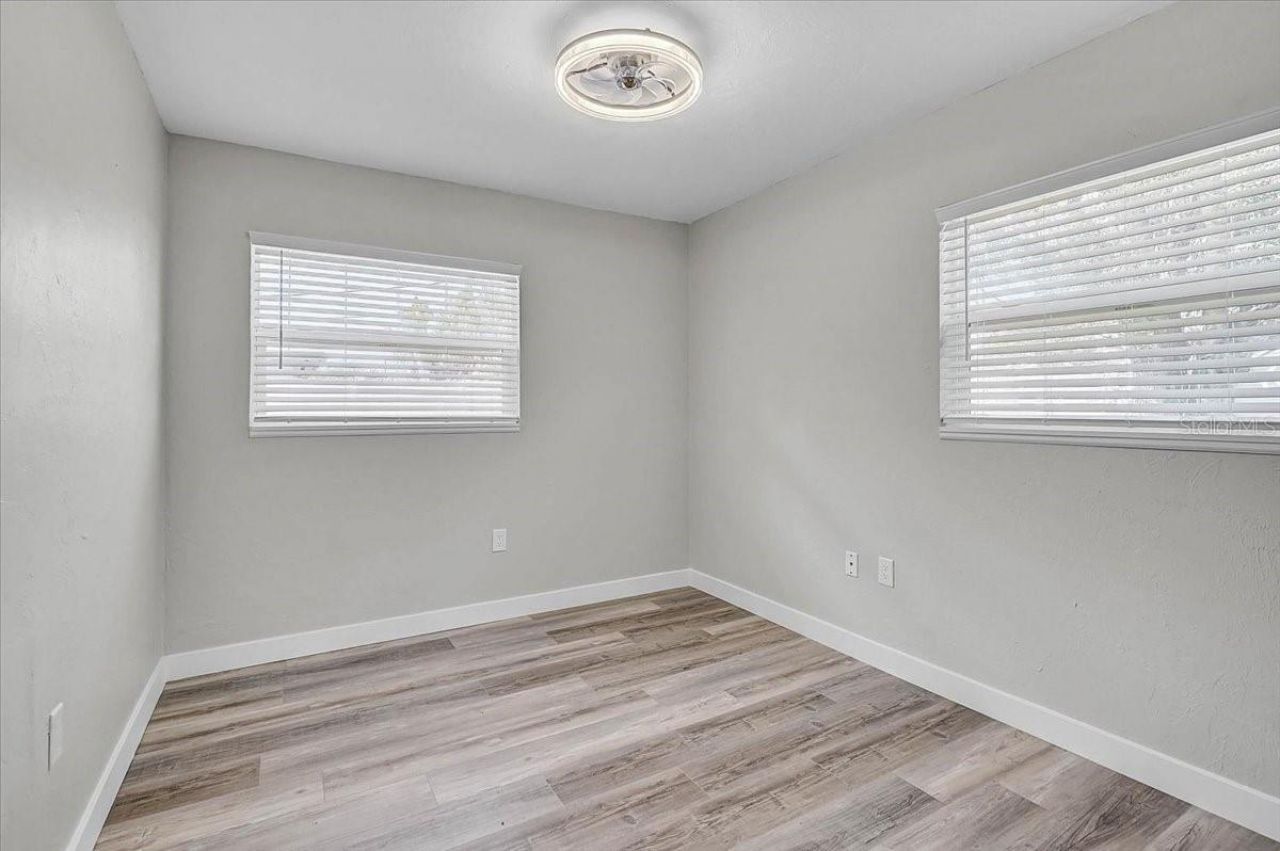 3133 Lake Ridge Drive, Sarasota, FL 34237 Photo