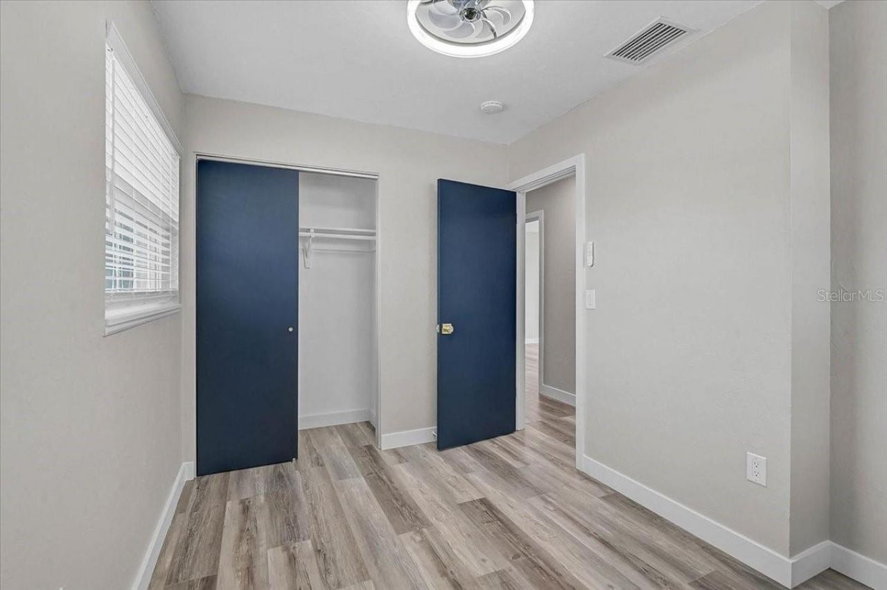 3133 Lake Ridge Drive, Sarasota, FL 34237 Photo