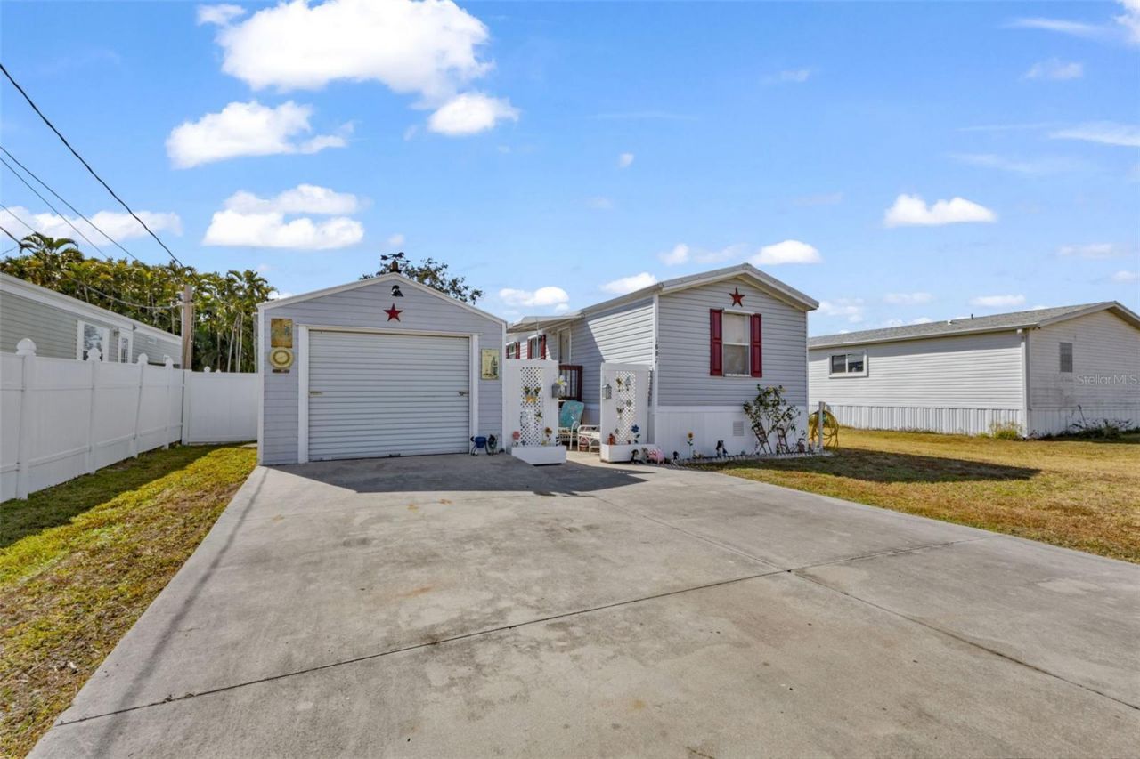 1607 Woodlawn Avenue, Punta Gorda, FL 33950 Photo