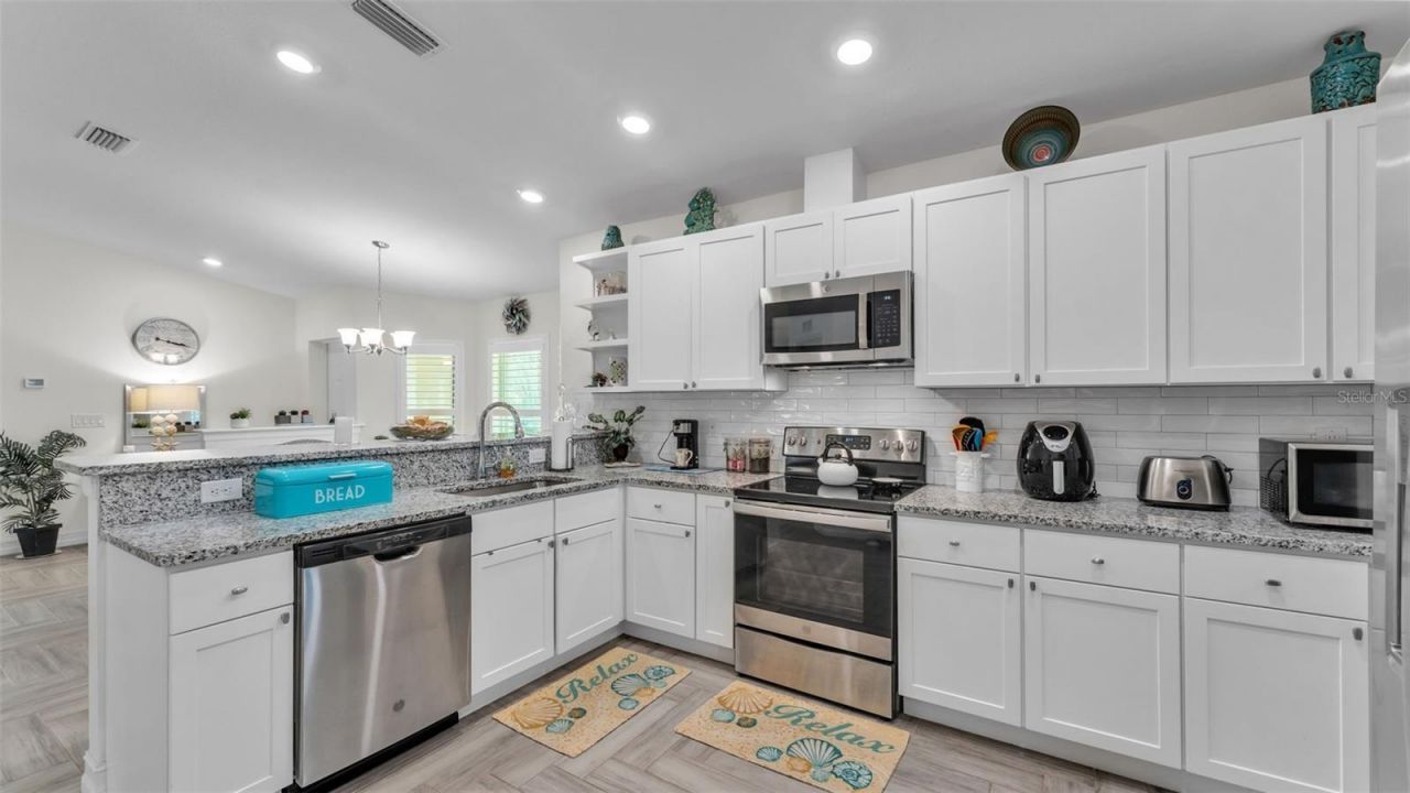 4208 98th Avenue E, Parrish, FL 34219 Photo