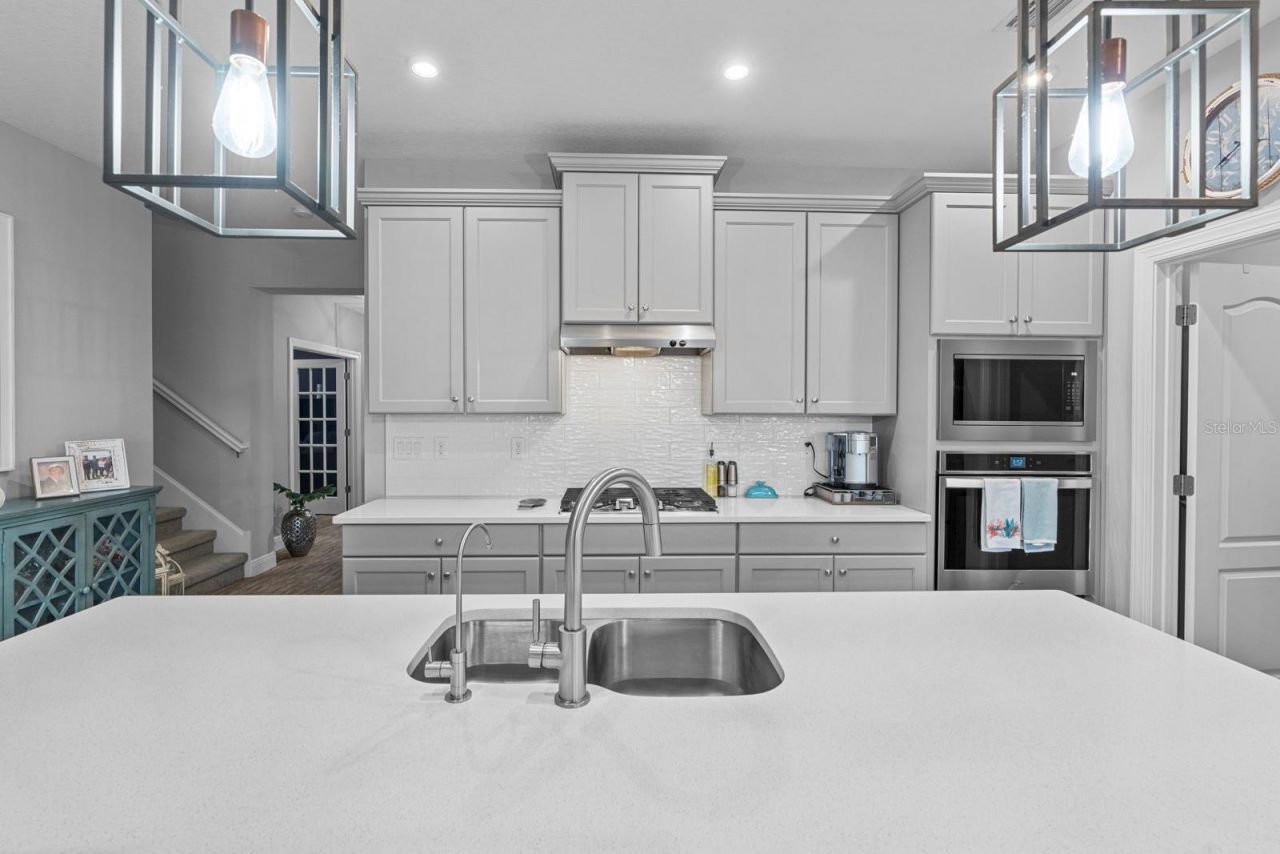 5432 Silver Sun Drive, Apollo Beach, FL 33572 Photo