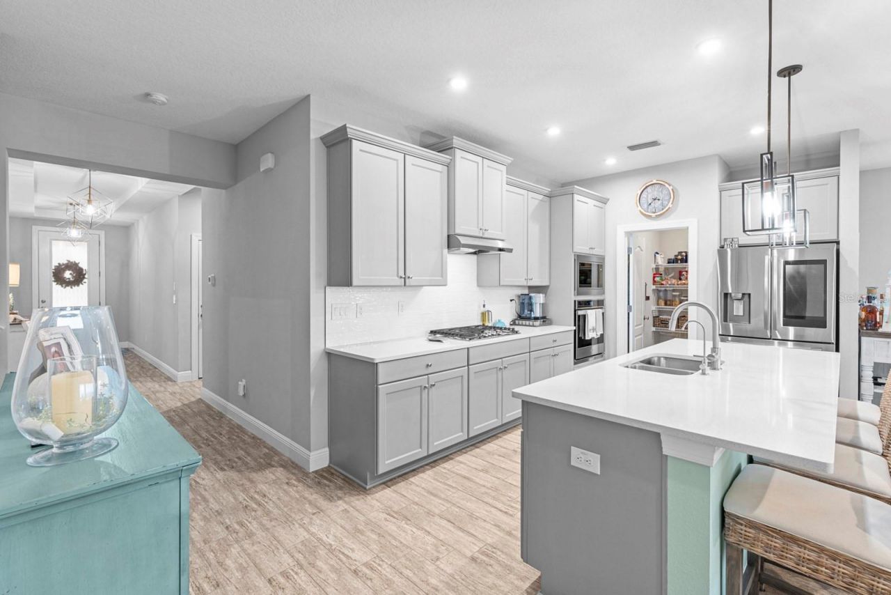 5432 Silver Sun Drive, Apollo Beach, FL 33572 Photo