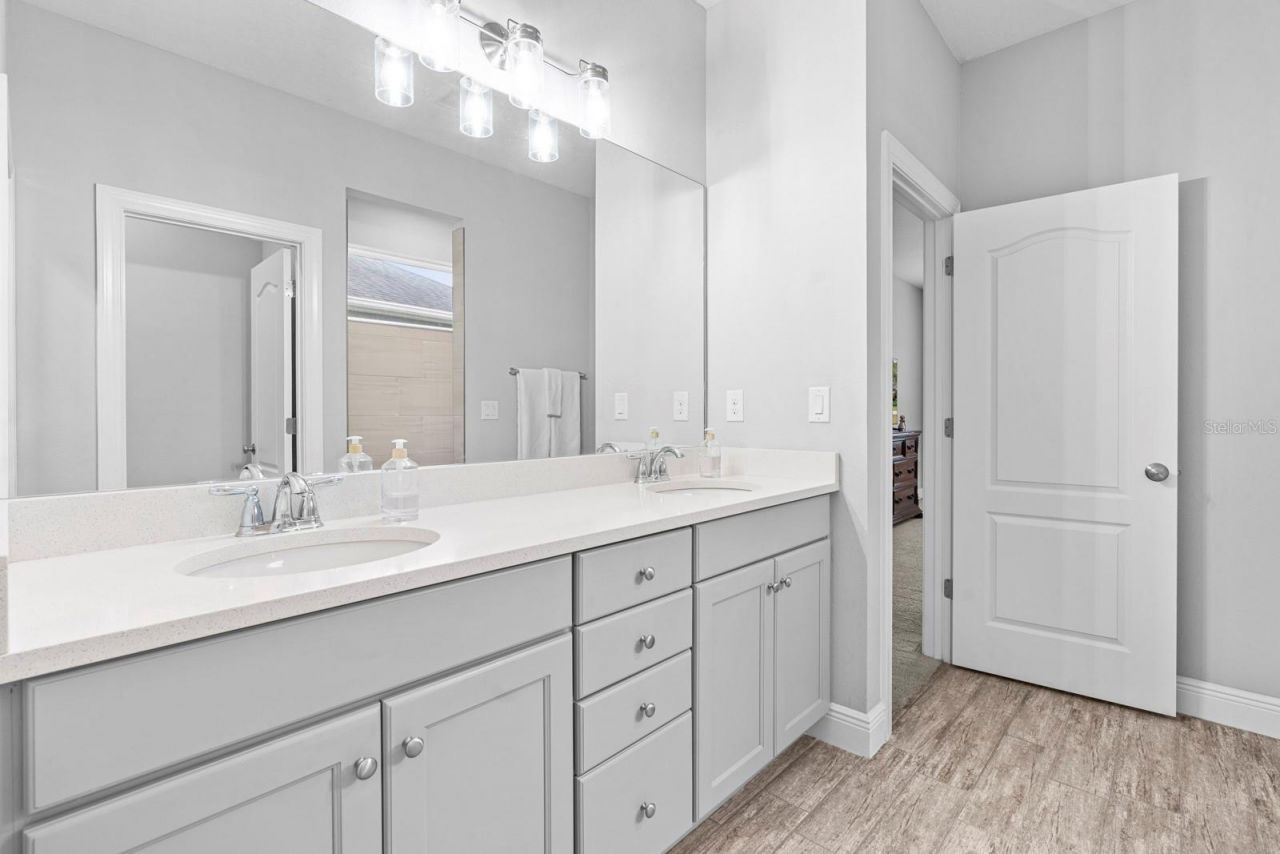 5432 Silver Sun Drive, Apollo Beach, FL 33572 Photo