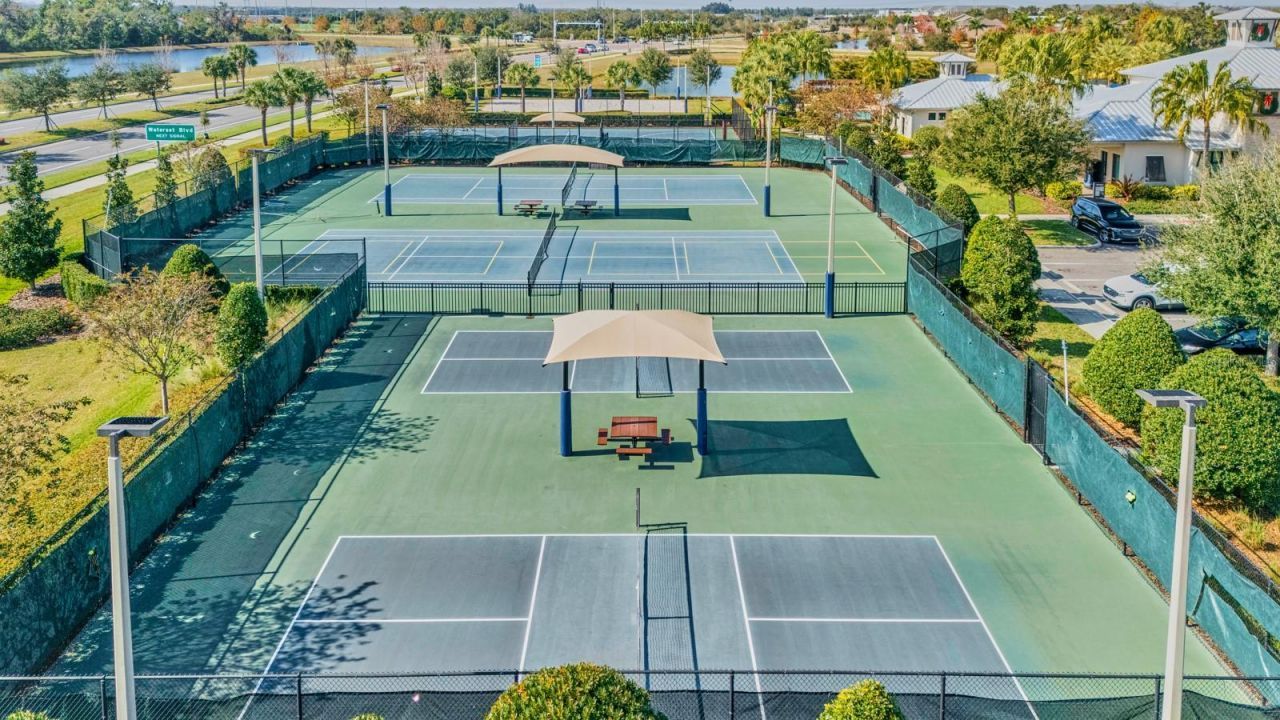 5432 Silver Sun Drive, Apollo Beach, FL 33572 Photo