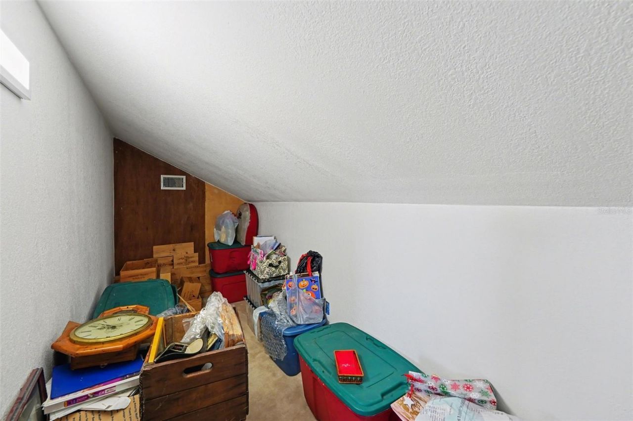 2529 Eagle Crest Court, Holiday, FL 34691 Photo