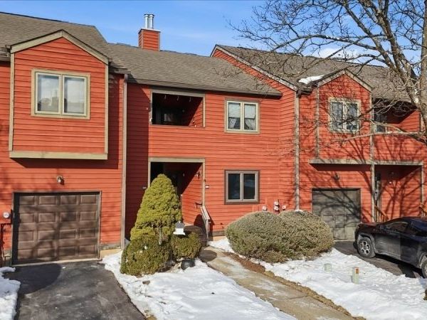 504 Clark Circle, Raritan, NJ 08822