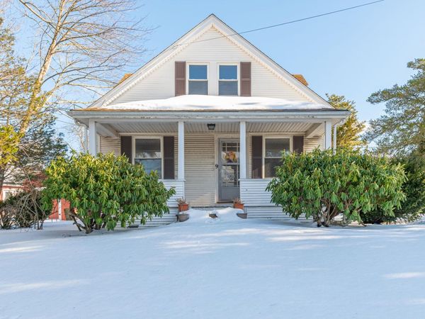 9 Oxbow Road, East Falmouth, MA 02536