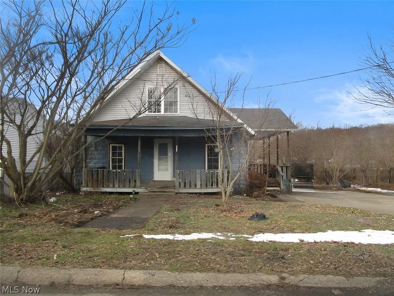 804 Hocking Road, Belpre, OH 45714 Photo 3