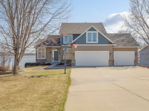 4090 Wells Lake Court, Faribault, MN 55021
