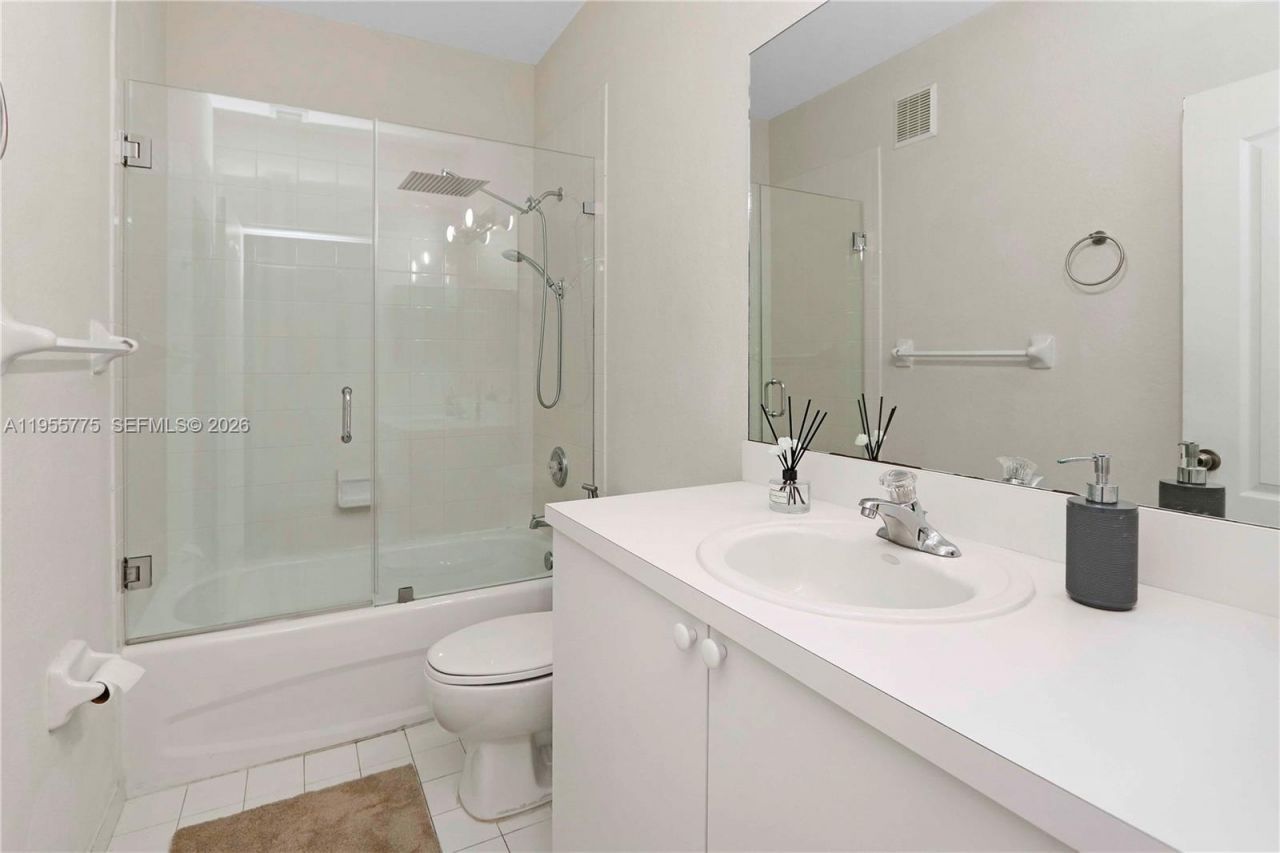 941 SW 148th Pl, Miami, FL 33194 Photo