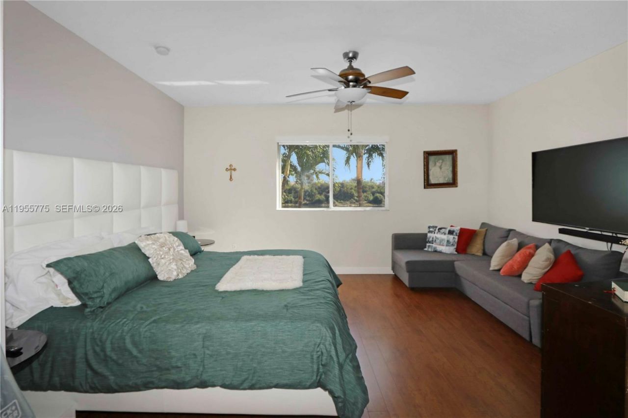 941 SW 148th Pl, Miami, FL 33194 Photo