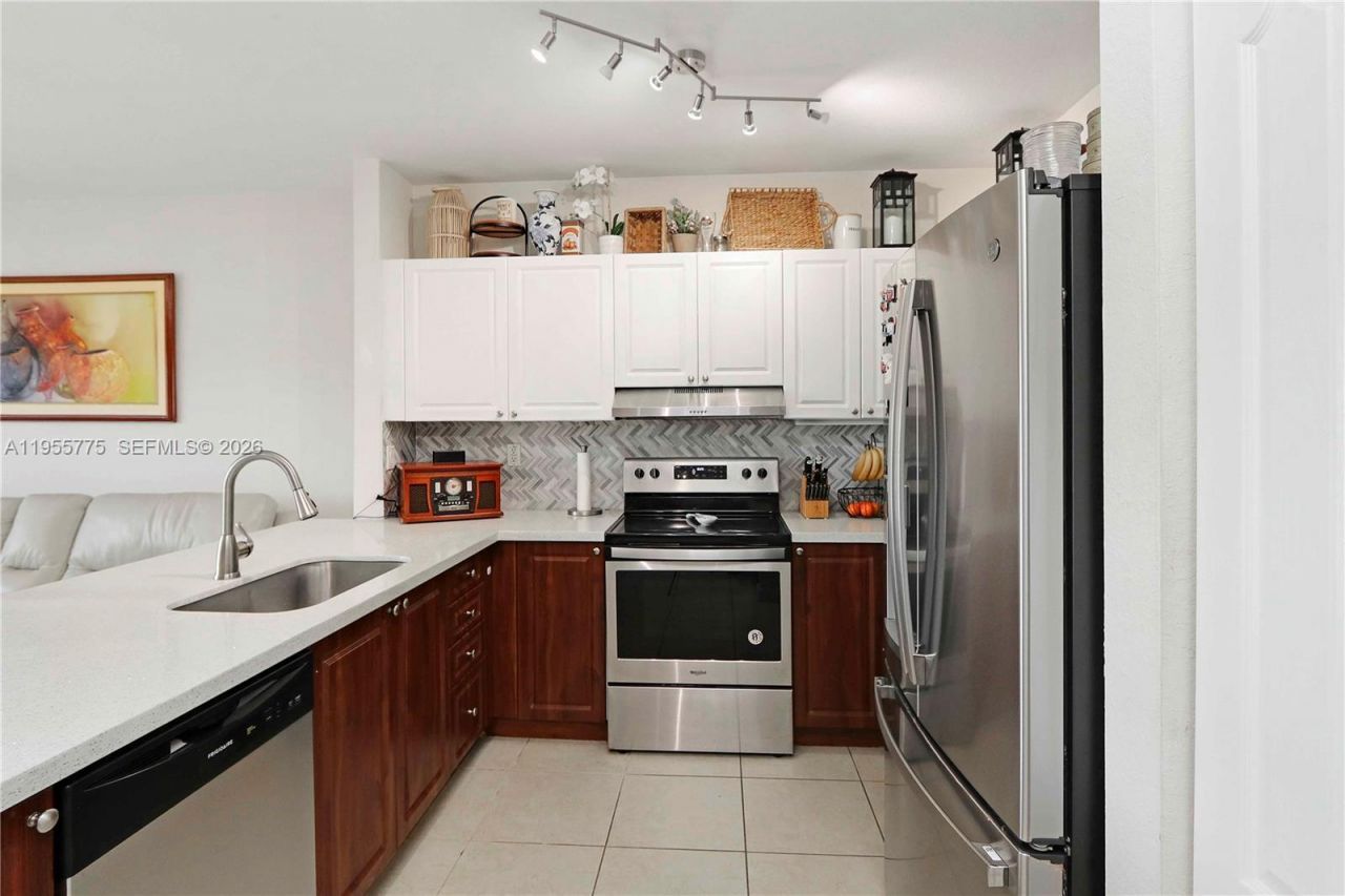 941 SW 148th Pl, Miami, FL 33194 Photo