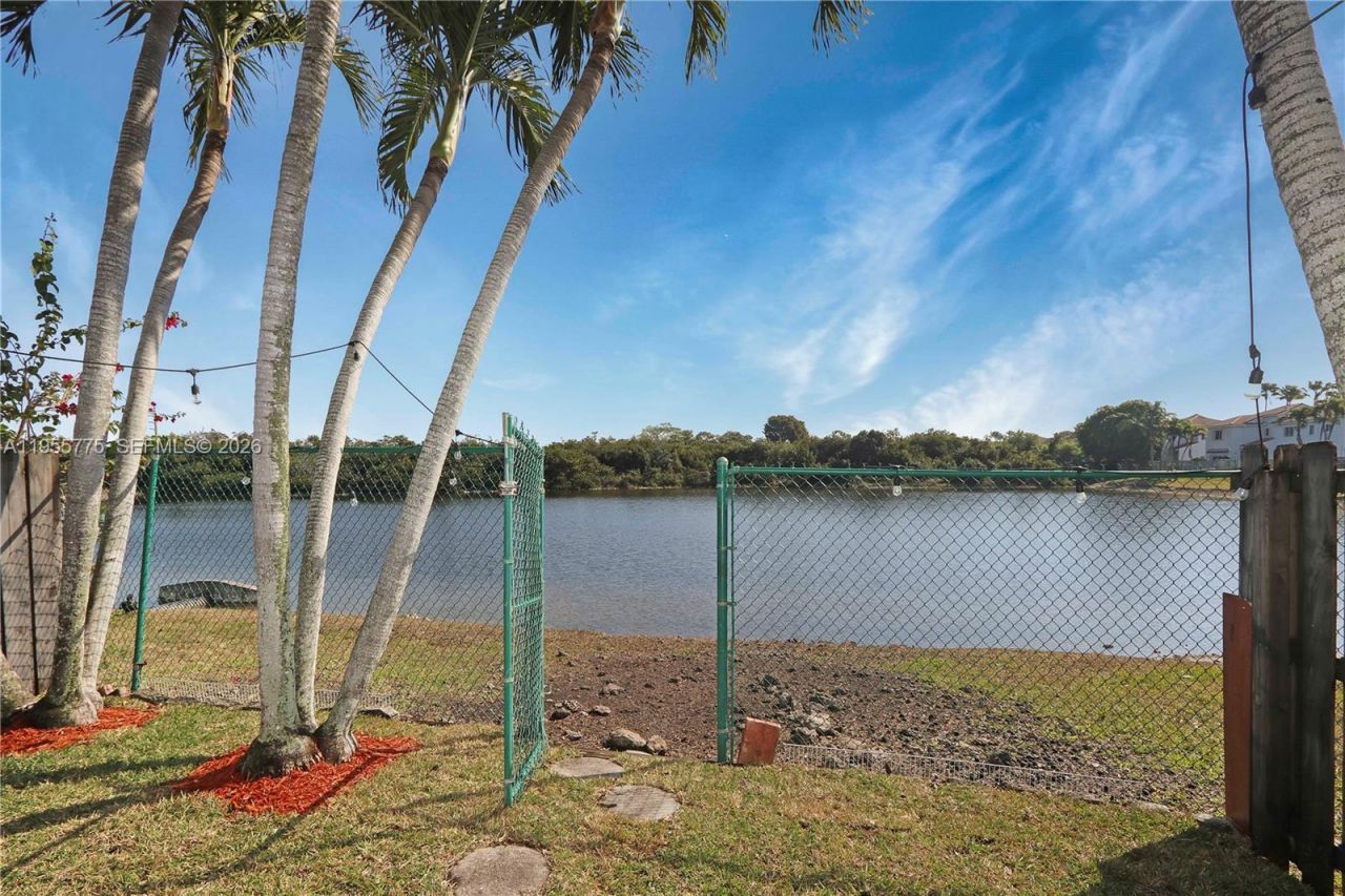 941 SW 148th Pl, Miami, FL 33194 Photo