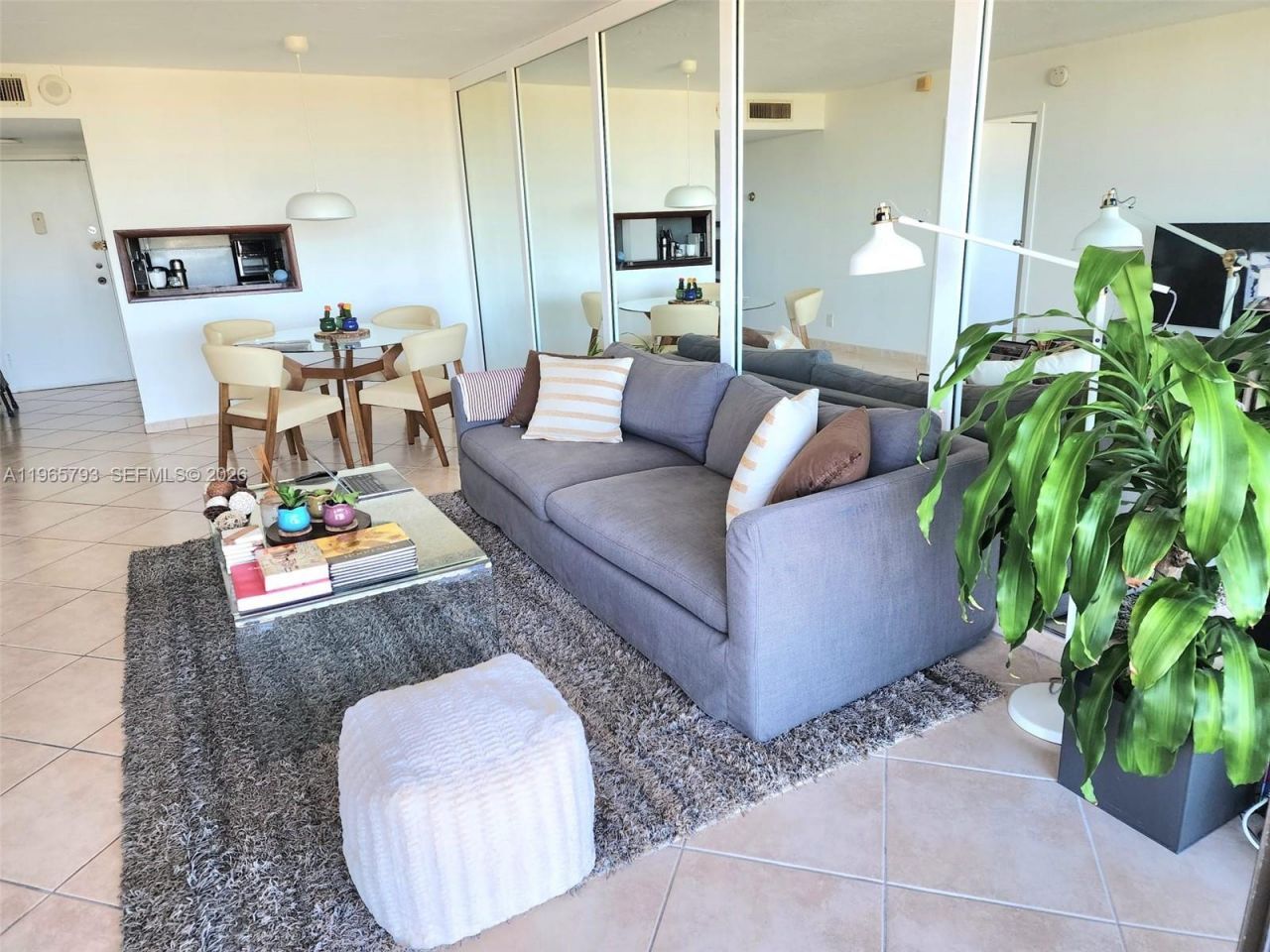 2450 NE 135th St , Unit 508, North Miami, FL 33181 Photo