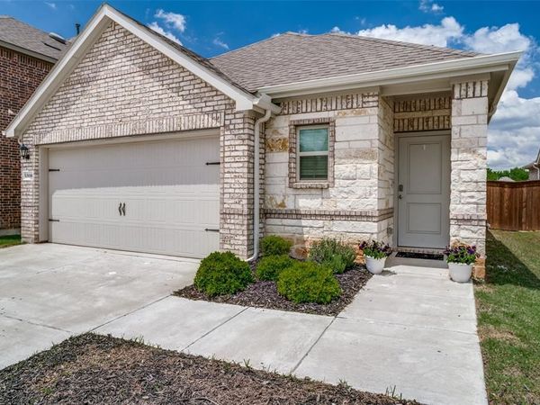 3916 Oak Creek Circle, Denison, TX 75020