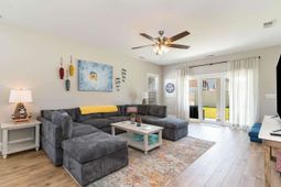 517 9th Ave. S photo 4