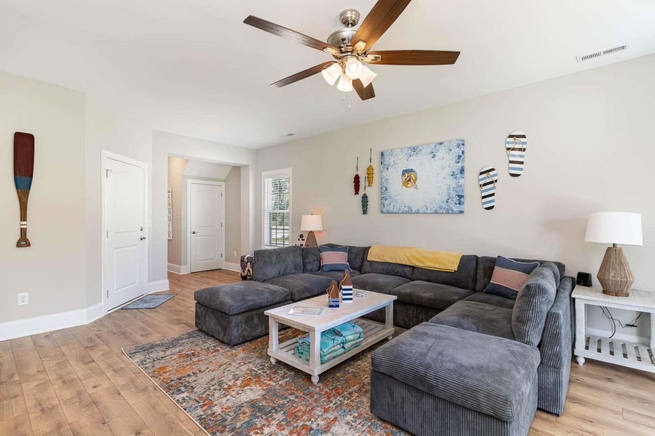 517 9th Ave. S Photo 6