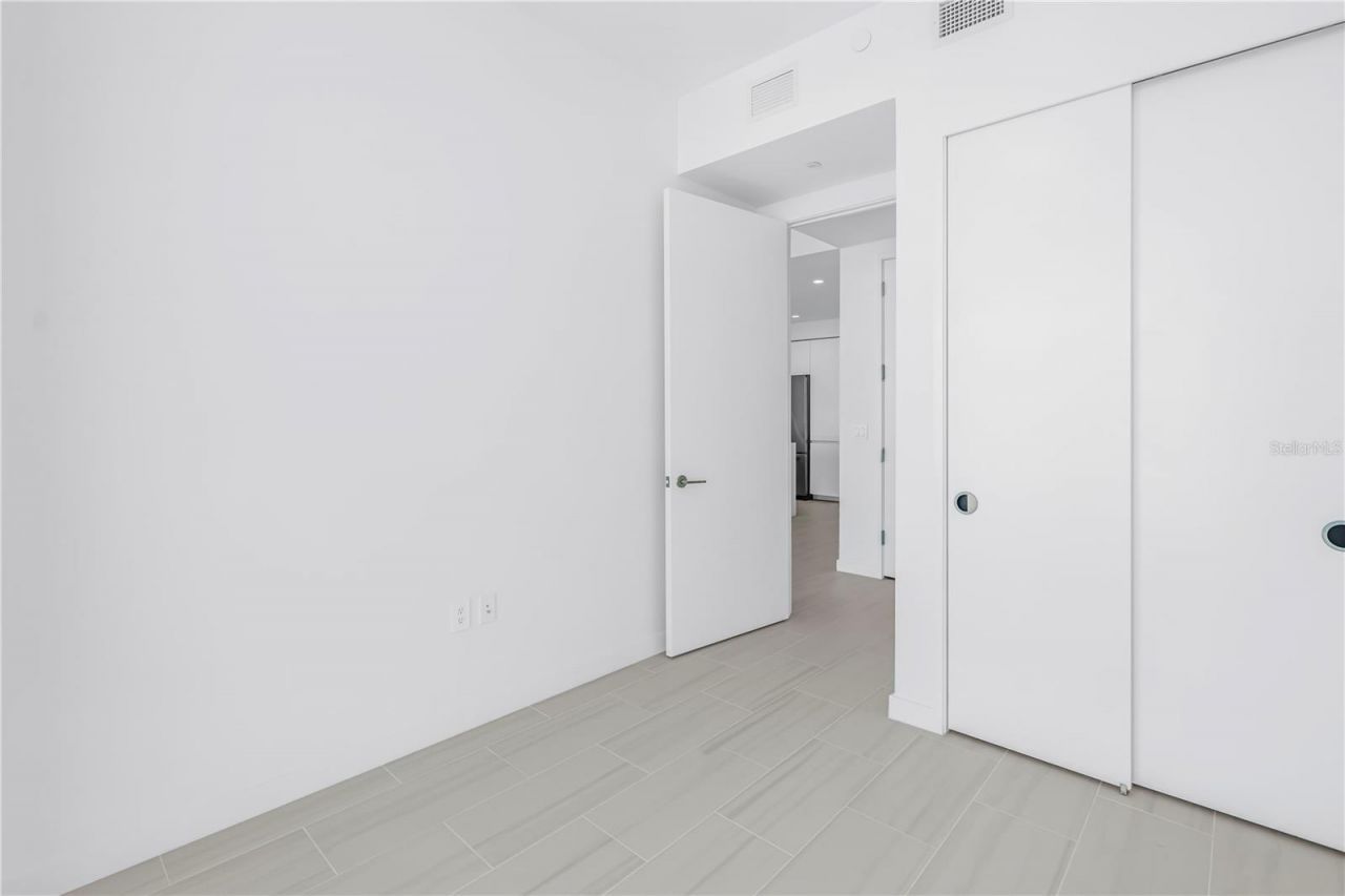 400 Central Avenue, Unit 1702, Saint Petersburg, FL 33701 Photo