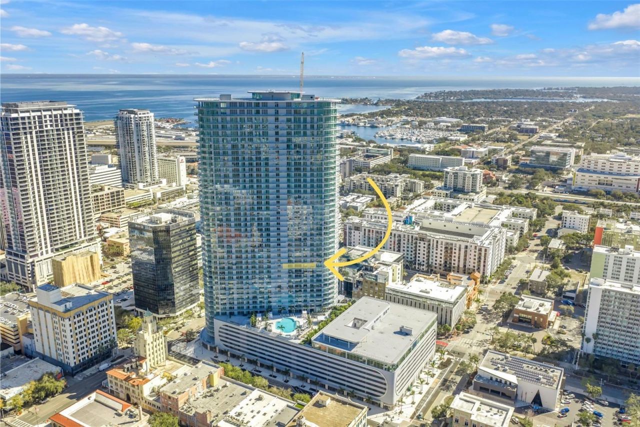 400 Central Avenue, Unit 1702, Saint Petersburg, FL 33701 Photo