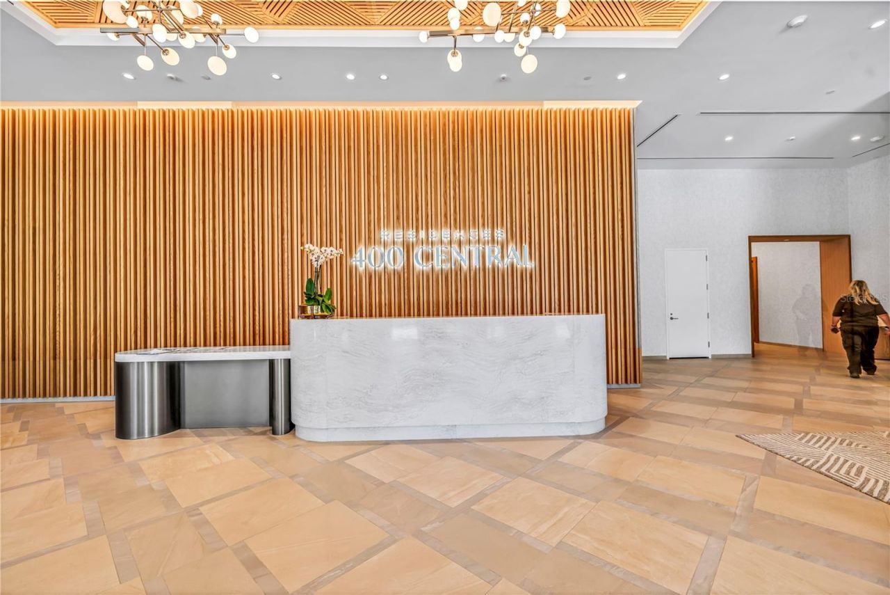 400 Central Avenue, Unit 1702, Saint Petersburg, FL 33701 Photo