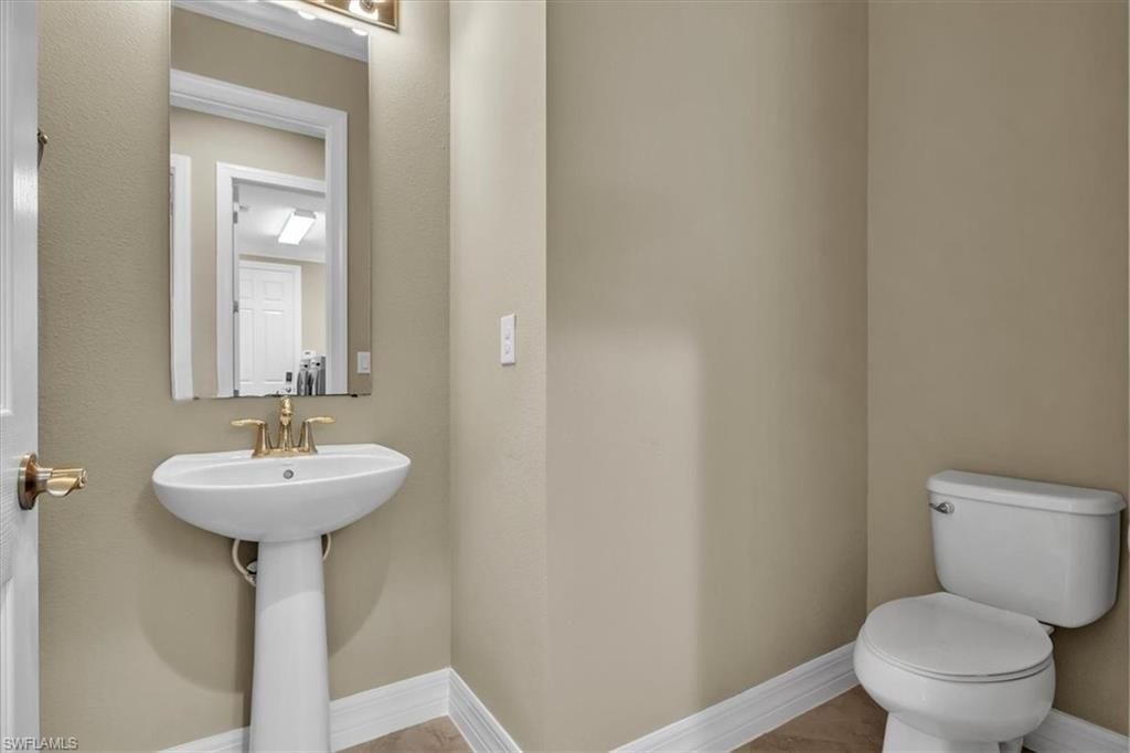 12645 Fairway Cove Ct, Fort Myers, FL 33905 Photo