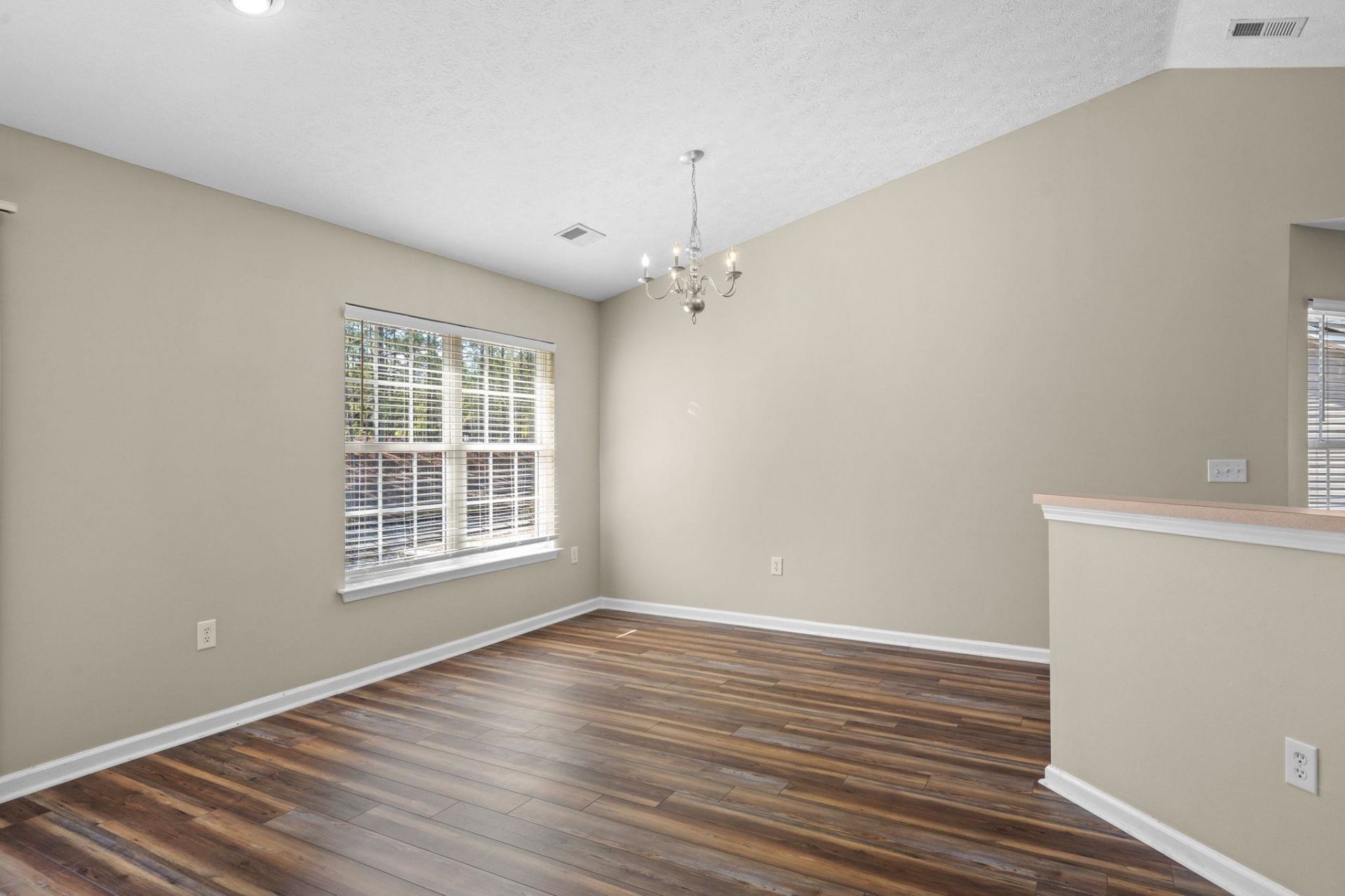 5015 Billy K Trail Photo 12