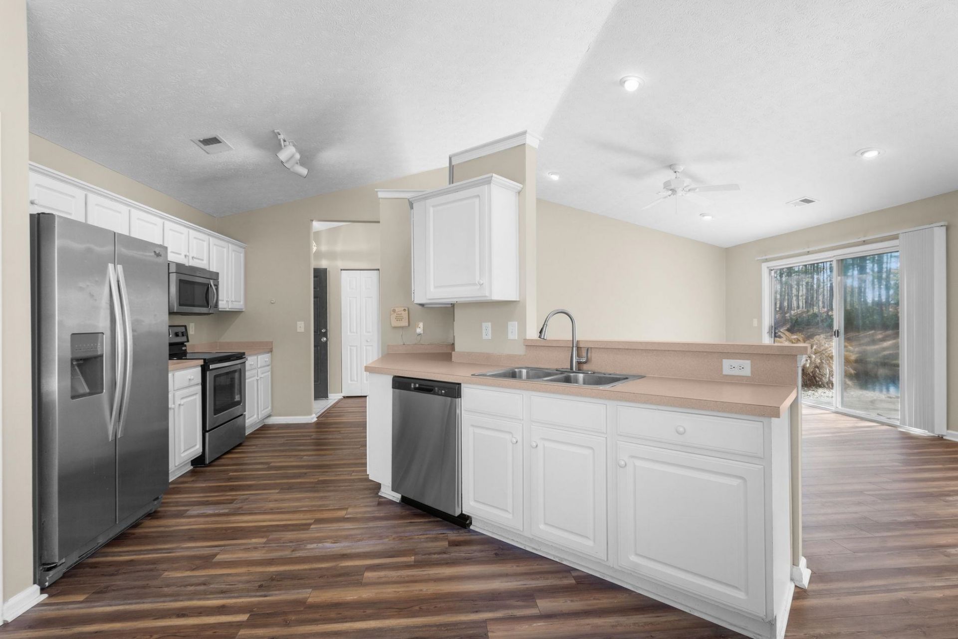 5015 Billy K Trail Photo 17