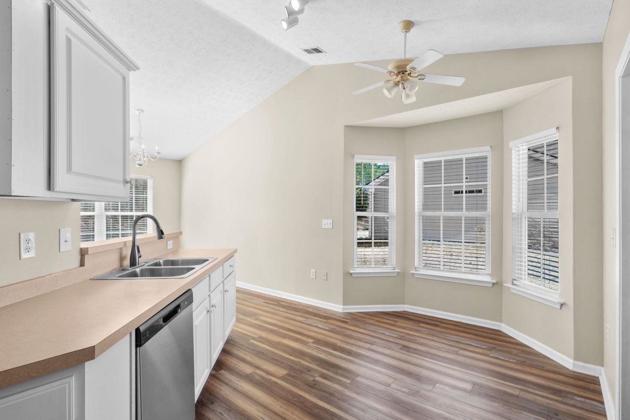 5015 Billy K Trail Photo 21