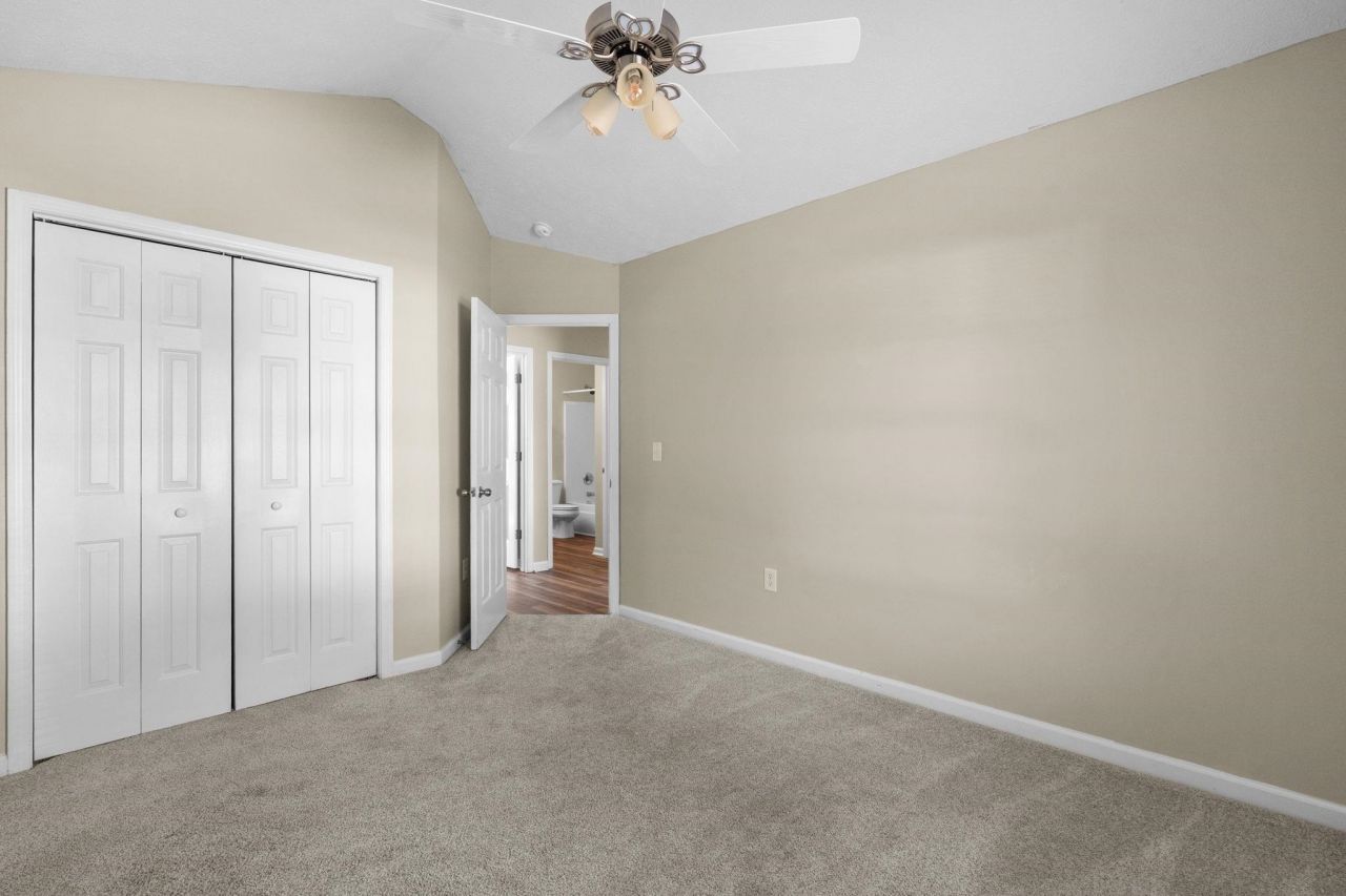 5015 Billy K Trail Photo 36