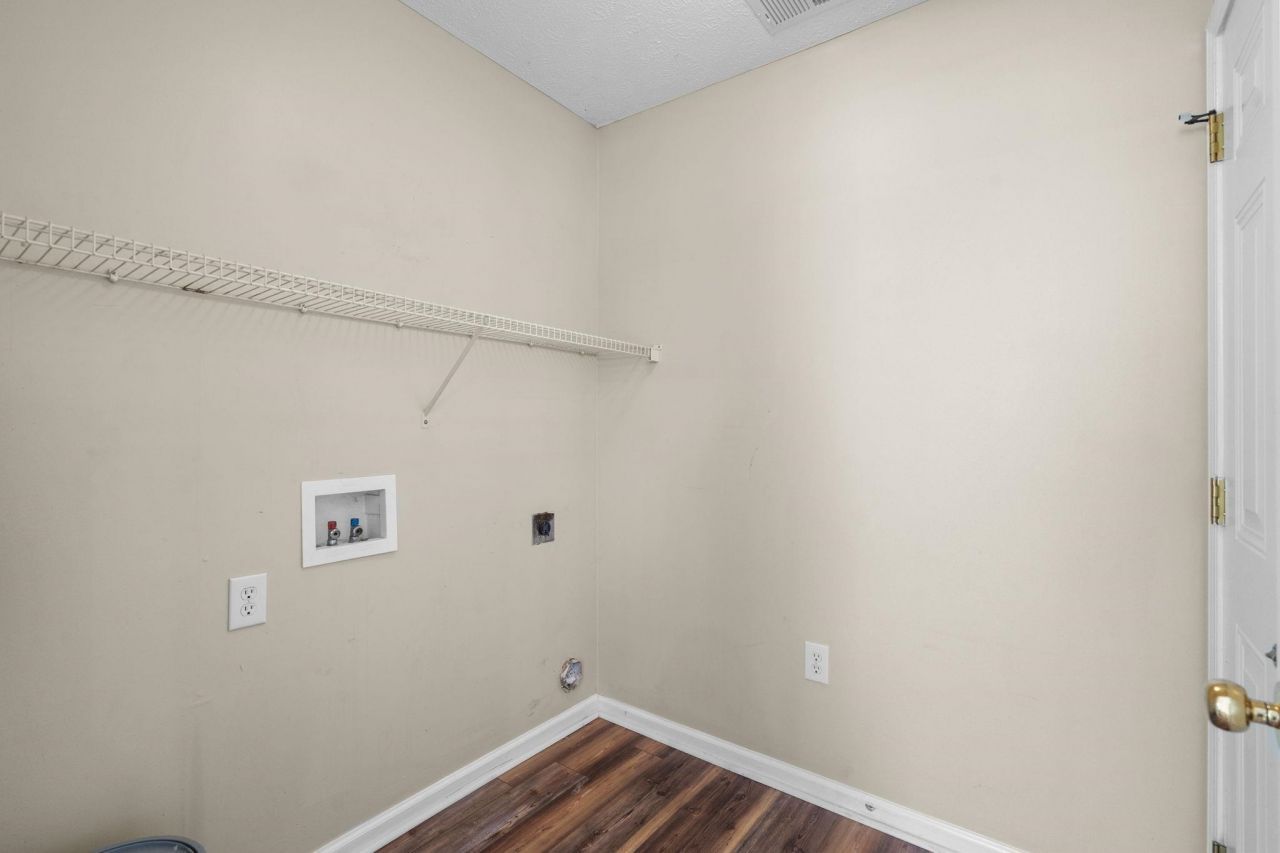 5015 Billy K Trail Photo 40