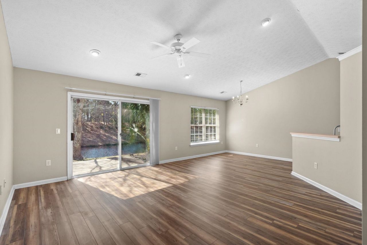 5015 Billy K Trail Photo 8