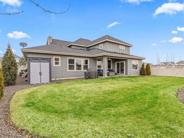 3827 W Viso St, Meridian, ID 83646