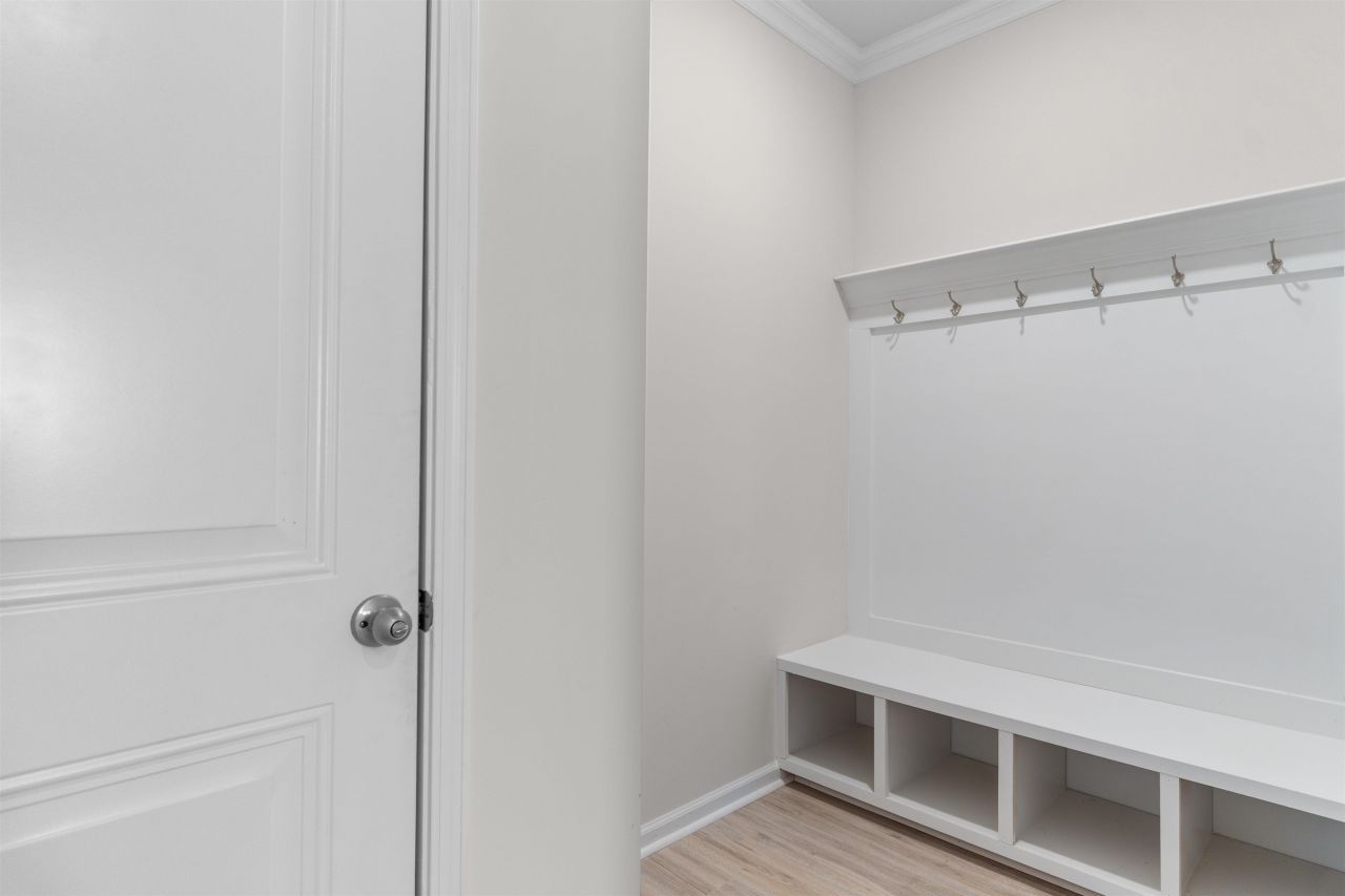 218 Golden Flower Ct. Photo 20