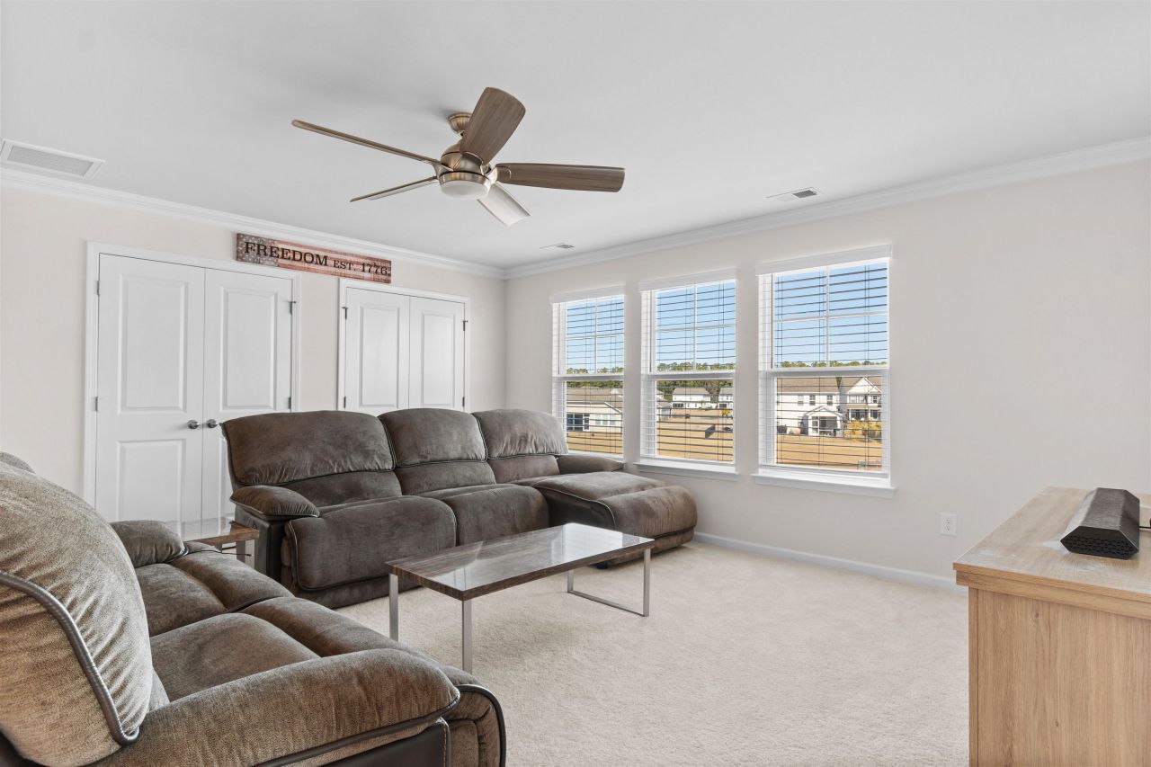 218 Golden Flower Ct. Photo 28