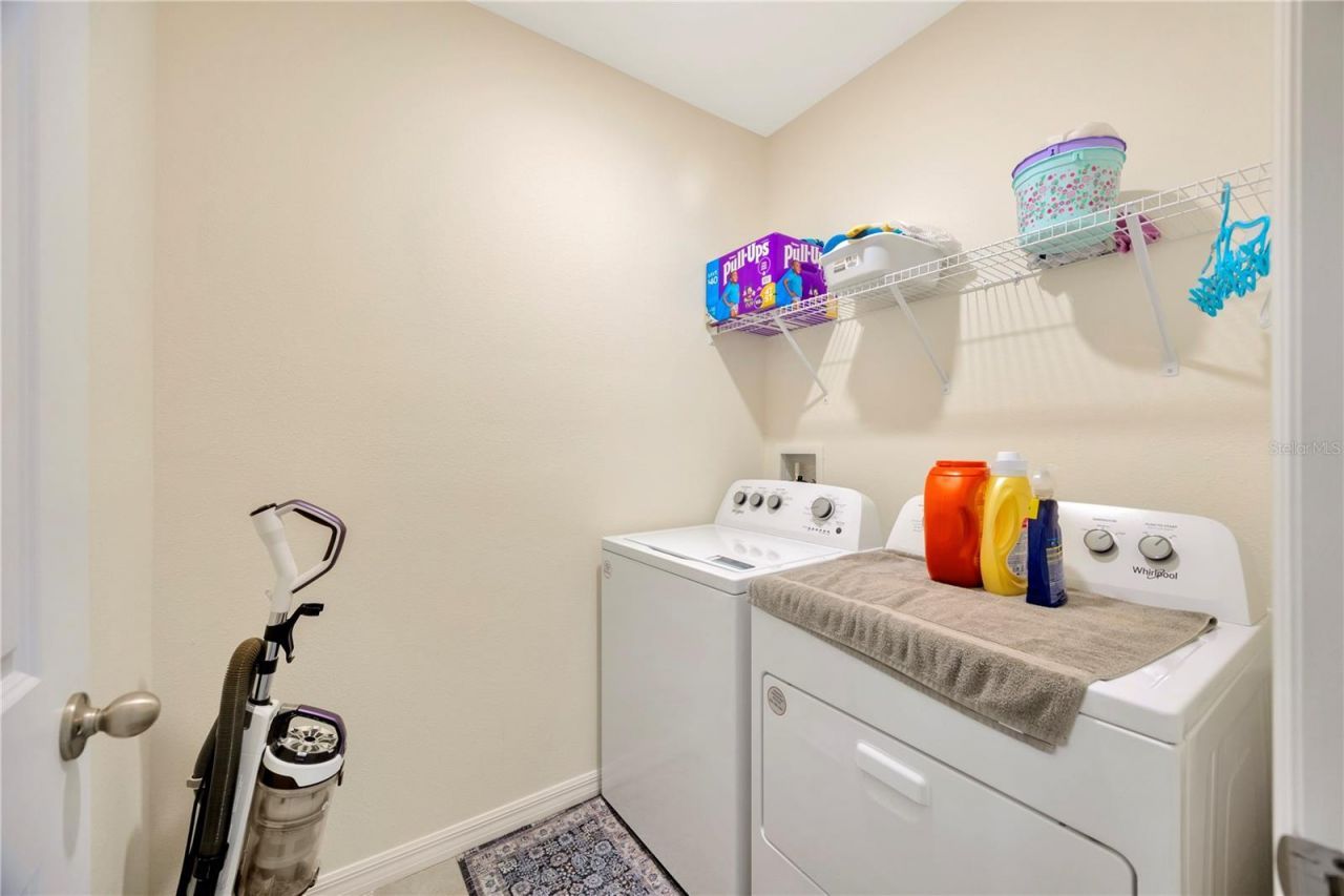 5674 Banbury Ridge Run, Wesley Chapel, FL 33545 Photo