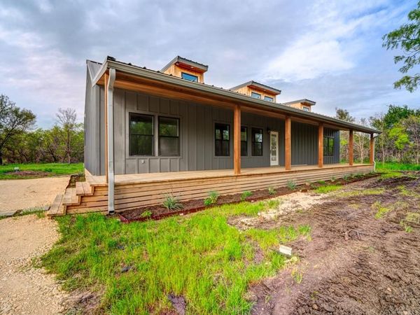 3881 Barth RD, Lockhart, TX 78644