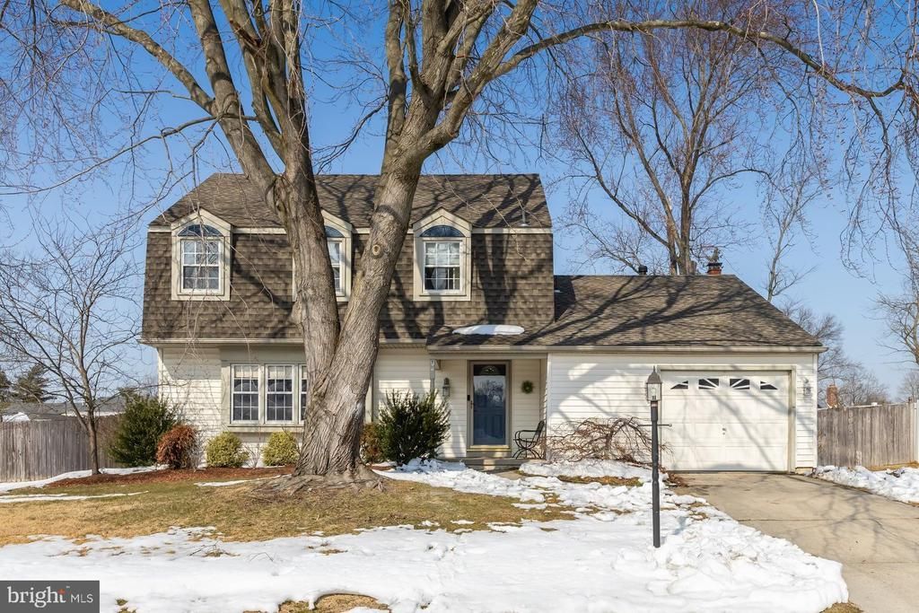 120 Coopers Kill Road, Delran, NJ 08075 Main Photo