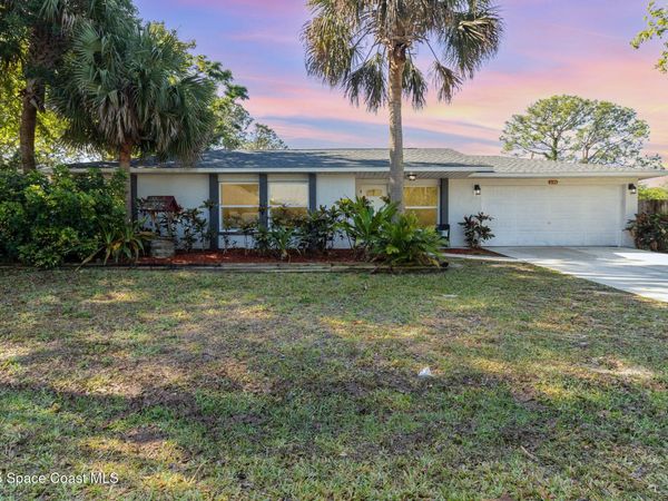 296 Santa Martia Street SW, Palm Bay, FL 32908