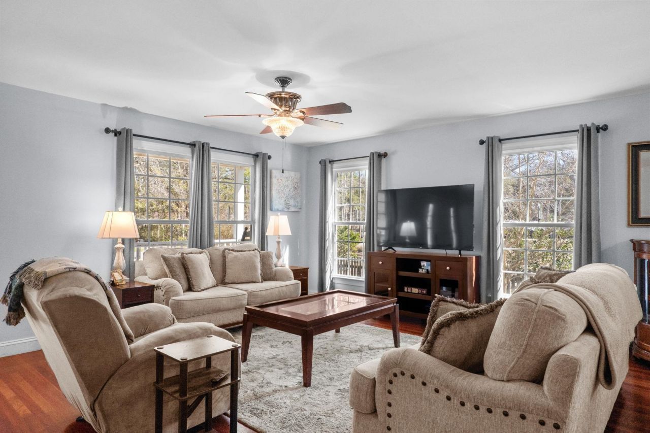 5113 Pee Dee Ln. Photo 6