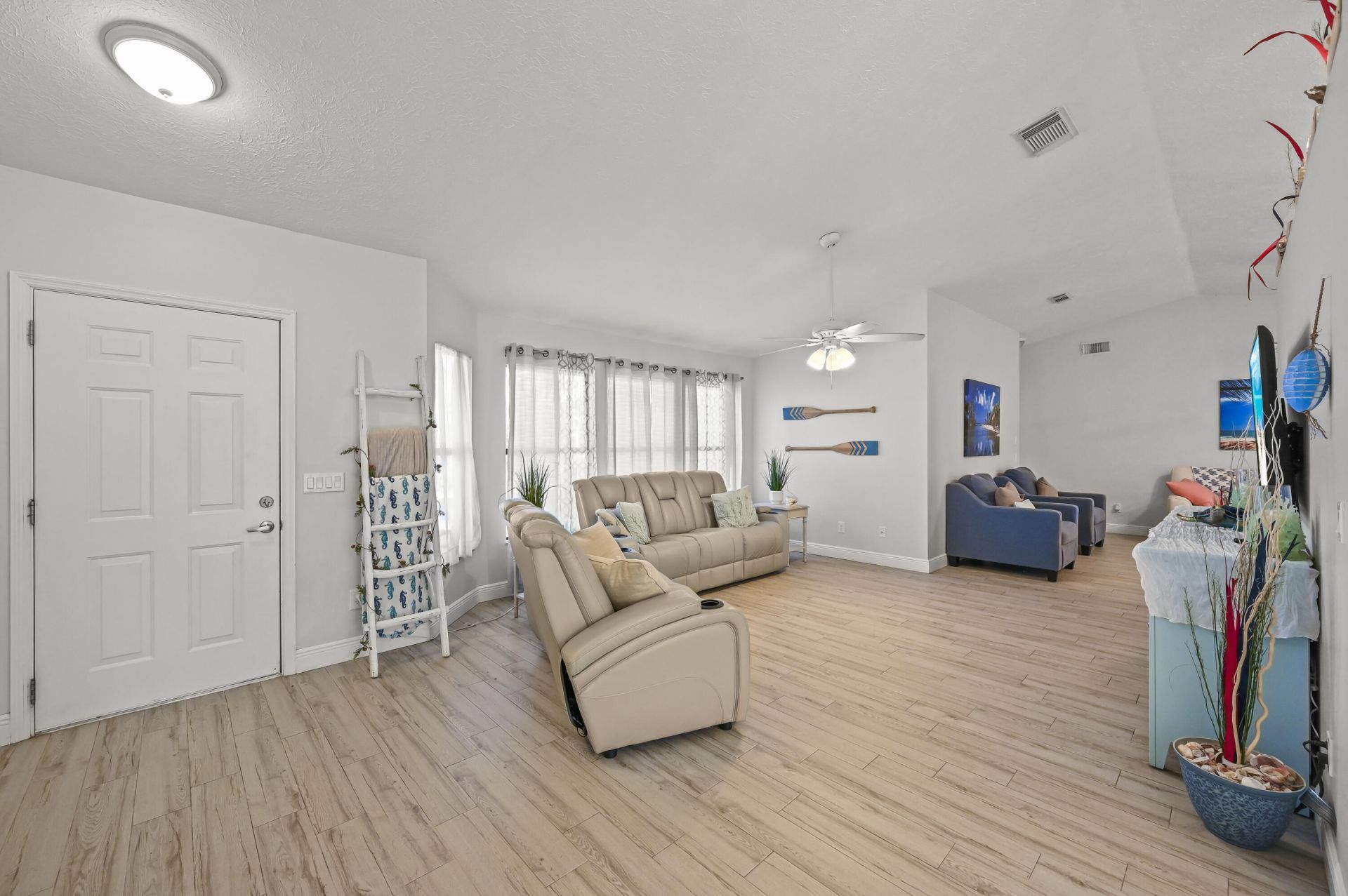 2111 SE Cayuga Court, Port Saint Lucie, FL 34952 Photo