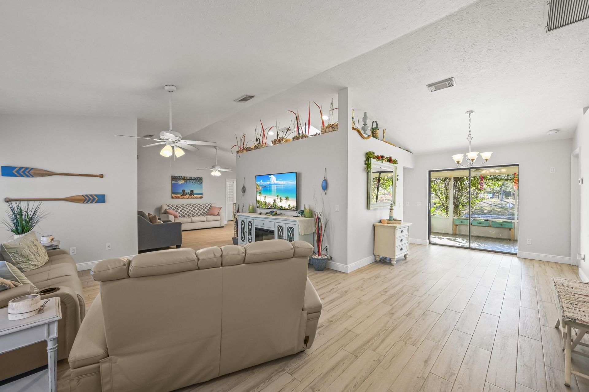 2111 SE Cayuga Court, Port Saint Lucie, FL 34952 Photo