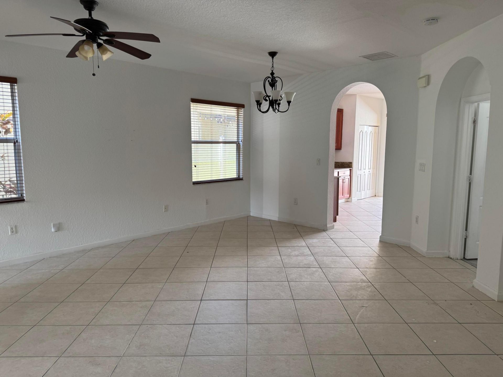 3977 NE 11th Drive, Homestead, FL 33033 Photo