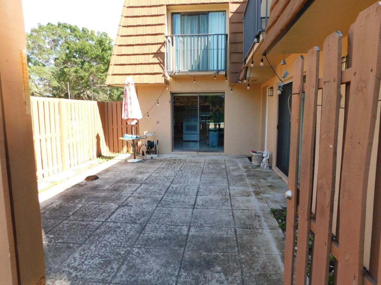 2545 Camelot Court, Unit 2545, Hollywood, FL 33026 Photo